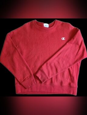 VTG Champion Cropped Reverse Weave Pullover Sweatshirt in Red. Ladies sz L Sport